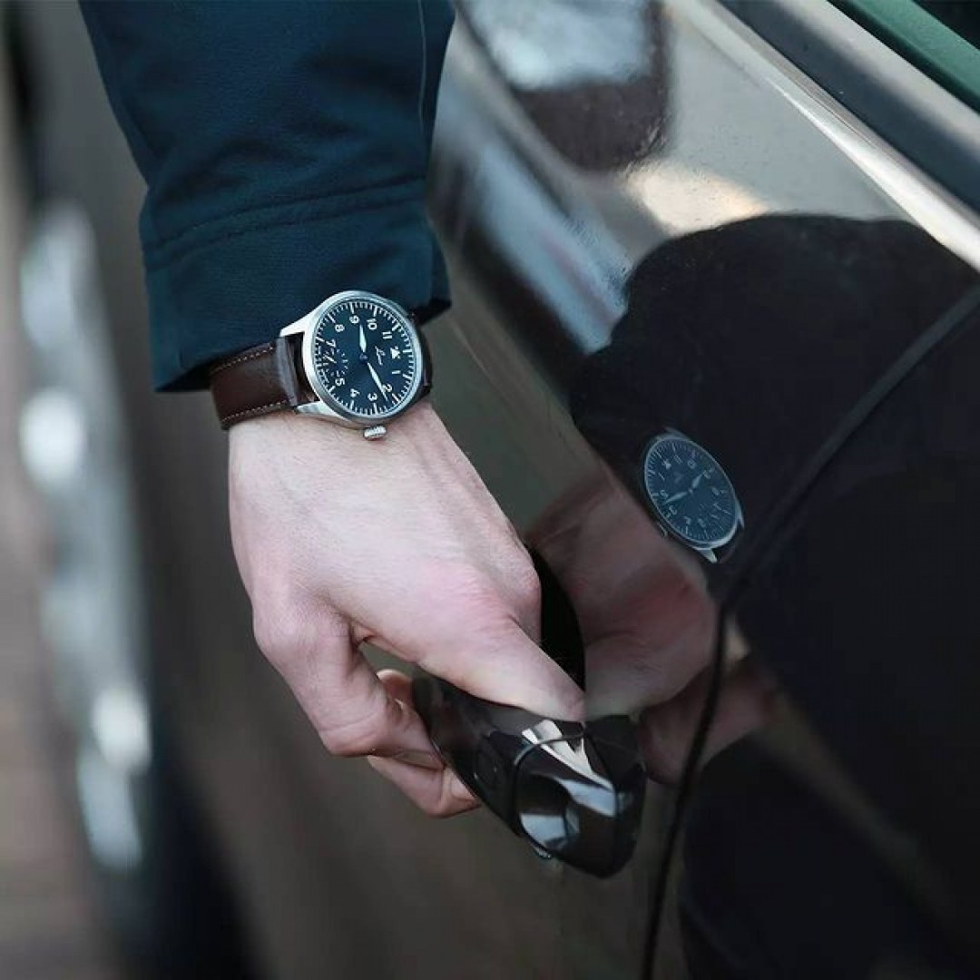 PILOT WATCHES SPECIAL MODELS - MODEL ULM

Pilot watches with a business look – Vintage charisma, yet totally up to date: the Laco pilot watch ULM combines elegant retro designs with a touch of class. The 11-millimetre high case of this watch  fits snugly onto the wearer‘s wrist, easily going under shirtsleeves too – as stylish accessories for a variety of occasions, in business or leisure settings.

laco1925 #mylacotime #laco1925 #laco #lacowatch #madeingermany #special #pilotwatch #fliegeruhr #pilot #uhren #watchfam #aviatorwatch #Fliegerfriday #watchesoftheday #pilotlife #dailywatch #watchgeek #timepiece #watchlover #pilotuhr #germanmade #watchcollection #lacopilot #oliv #watchesofinstagram #watches