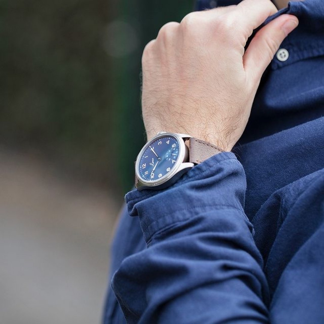 NAVY WATCHES - MODEL EDITION LACO 95

This watch runs with the handwinding movement Laco 98 – bridges with Côtes de Genève, thermical blued screws, ratchet wheel and crown wheel with sun ray finish, ratchet wheel with engraved limited number, basic movement ETA 6498.1 , 17 jewels. 
The Edition 95 combines maritime charm with the brand‘s hallmark standards of precision, resilience and functionality.

laco1925 #lacowatch #laco1925 #mylacotime #laco #madeingermany #germanmade #marine #potd#watchfam #wristshot #navylife# watchcollection#watchesoftheday #dailywatch #watchgeek #timepiece #watchlover #uhren watches #ootd #navywatch #lookbook