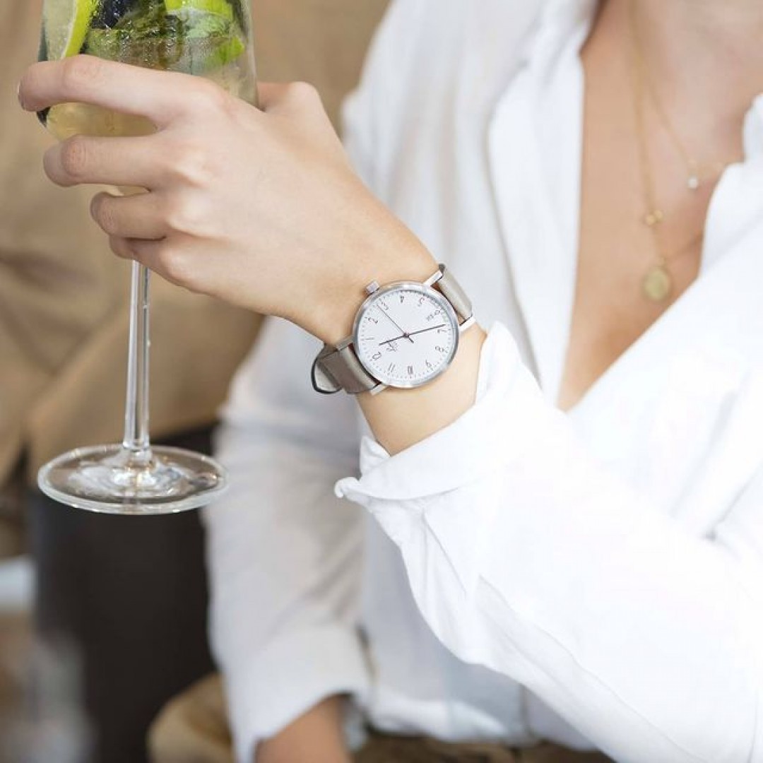 CLASSICS - MODEL COTTBUS

This watch perfectly fits an arm circumference of 14,5 - 19,5 cm, weighs 57,0 g (incl. strap) and is waterproof up to 5 ATM. It comes in a black watch box with a zipper.

laco1925 #laco1925 #mylacotime #laco #classic #lacowatches #watchfam #watches #lookbook #uhren #potd #watchgeek #ootd #dailywatches #timepiece #outfitinspiration #watchesofinstagram #watchesoftheday #classy #lacoclassics #potd #dinner