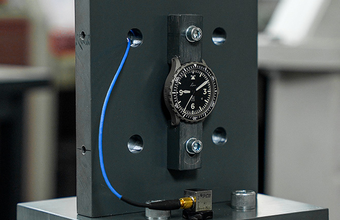 Laco DIN 8330 Vibrationsprüfung