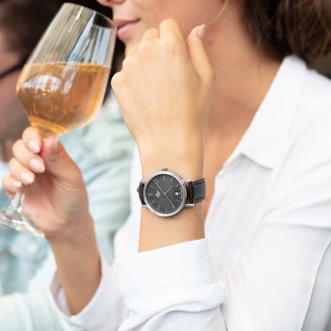 CLASSICS - MODEL JENA

This classic one runs with the 
automatic movement Laco 15 which based on the basic movement Miyota 9015. It has a stainless steel case with brushed finish and a dark grey dial.

laco1925 #lacowatch #laco1925 #mylacotime #laco #madeingermany #lacoclassics #uhren #ootd#germanmade #watchcollection #wristshot #classy #lookbook #watchesoftheday #dailywatch #watchgeek #timepiece #watchlover #watches #watchfam #potd