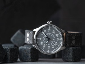 Pilot Watches BASIC by Laco Watches | Model Aachen Grau 39