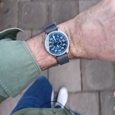 Saturday work crew! No rest for the greedy.....#saturdaywork #norestforthewicked #haveadayoff #laco #lacowatch #lacoflieger #lacoblauestunde #lacowatches #fliegerwatch #fliegerwatches #flieger #germanflieger #madeingermany #newwatchalert #actionshot #werkwerkwerkwerkwerk