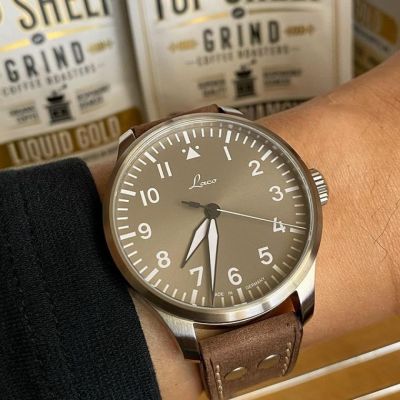 Picking up some pick-me-up with the laco1925 Augsburg. Coffee and watches, yes please. #laco #lacowatches #lacowatch #lacoaugsburgtaupe #virtualmicrolux #lamicrolux #germanwatch #pilotwatches #coffeeandwatches #topshelfcoffee #watchcollector #watchoftheday