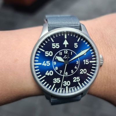 Killer blue dial for #bluewatchmonday 

Not all gorgeous watches have to be crazy expensive! This beauty is $410. Sandblasted stainless steel case and powered by a trusty Miyota. Love that @laco1925 chose to make some price point watches as well. Blaue Stunde is gorgeous and won't break the bank. 

#happywrist #happywrists #german #germanwatches #germanmade #miyota #sandblasted #fliegerwatch #nato #greynato #watchfan #watchfam #watchnerd #watchgeek #wotd #womw #watchonmywrist #womeninwatches #femalewatchcollector #COWatchGirls #watchlove #RightTimeWatches #womenandwatches #womenwearingwatches