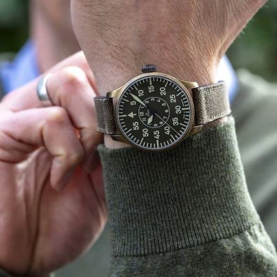 PILOT WATCHES BASIC - MODEL Aachen OLIV 42

The stainless steel case measures 42 mm in diameter and has a bronze coloured PVD coating, further accentuating the „used“ look of these watches. The harmonious appearance of these new designs is beautifully complemented by a sturdy strap made from vintage leather.

laco1925 #mylacotime #laco1925 #laco #lacowatch #madeingermany #pilotwatch #fliegeruhr #pilot #uhren #watchfam #aviatorwatch #Fliegerfriday #watchesoftheday #pilotlife #dailywatch #watchgeek #timepiece #watchlover #pilotuhr #germanmade #watchcollection #lacopilot #oliv #watchesofinstagram #watches