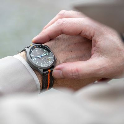 PILOT WATCHES SPECIAL MODELS - Model FRANKFURT GMT GRAU

This watch has a striking stainless steel case with an instrument look has a dark, sandblasted finish, inspired by the original Laco pilot watches, and is equipped with additional magnetic field protection. The caliber Laco 330, a mechanical movement with automatic winding mechanism is a guarantee for precision.

#laco1925 #mylacotime #gmt #lacowatch #laco #madeingermany #germanmade #ootd #wristshot #dailywatch #watchgeek #specialmodel#timepiece #watchlover #uhren#watches #watchfam #special#watchcollection #potd #lookbook #watchesoftheday #pilotlife #aviatorwatch #specialized