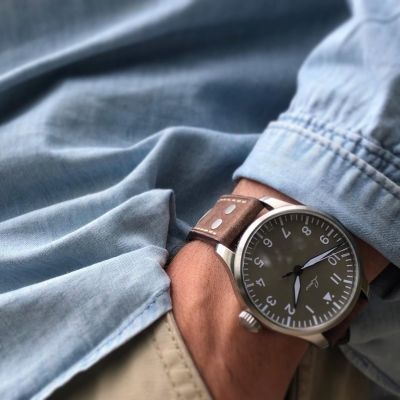 Just a #casualwristwatch for this #fliegerfriday 