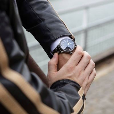 PILOT WATCH ORIGINAL - MODEL MÜLHEIM AN DER RUHR

This watch is decorated with two engravings on the cases side and back. The dark dial and its thermical blued steel hands are completing the look.

laco1925 #laco #mylacotime #lacowatches #laco1925 #fliegeruhr #pilotlife #watchesoftheday #uhren #pilotwatch #watchcollection #original #lookbook #dailywatch #outfitinspiration #jacket #lacopilot #timepiece #potd #watches #watchesofinstagram #madeingermany