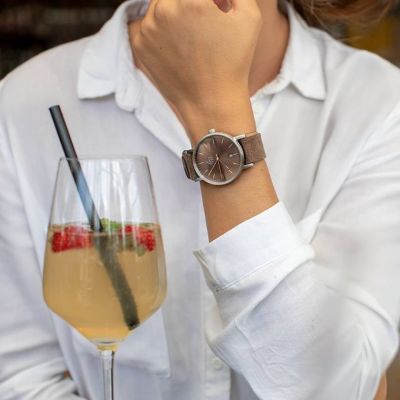 CLASSICS - MODEL MOCCA

The diameter of the Mocca is 40,0mm. The brown dial with sunray harmonises with the brown one-piece leather strap. It comes in a black gift box incl. cardboard box.

laco1925 #laco #laco1925 #lacowatches #mylacotime #classic #lacoclassics #watchlover #basic #uhren#potd #watches #drink #cocktails #watchgeek #watchesofinstagram #ootd #classy #watchesoftheday #timepiece #watchfam